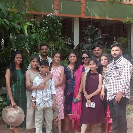 Saptami Hampi Homestay Esterno foto