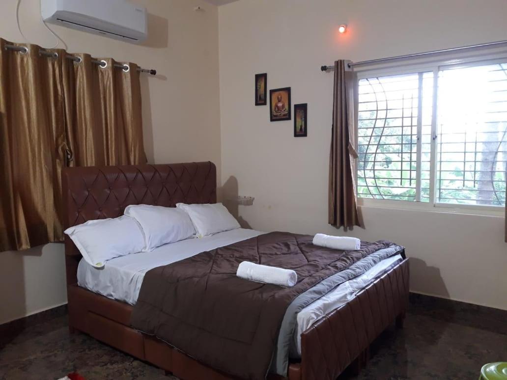 Saptami Hampi Homestay Esterno foto