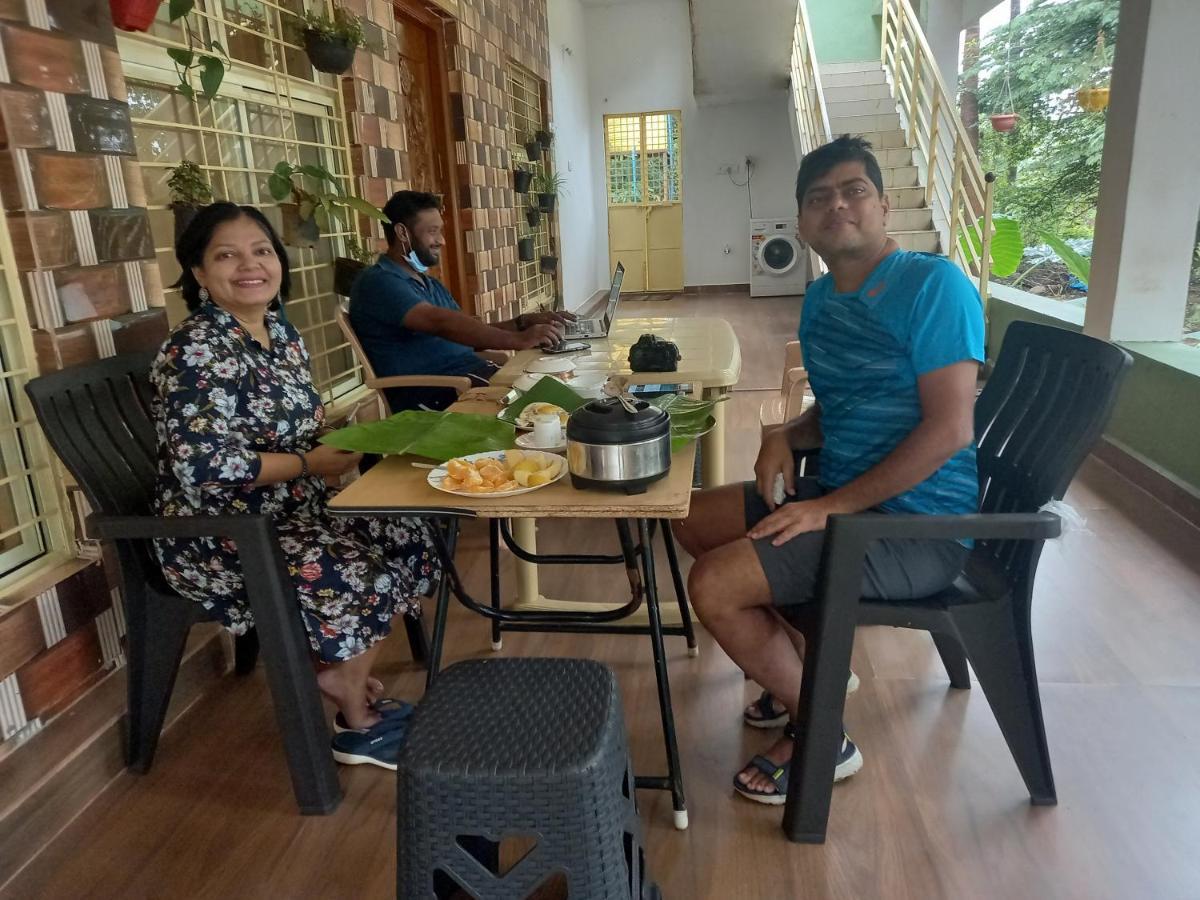 Saptami Hampi Homestay Esterno foto