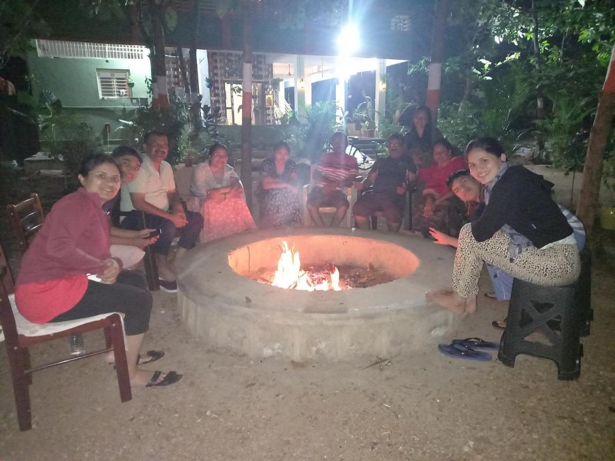 Saptami Hampi Homestay Esterno foto
