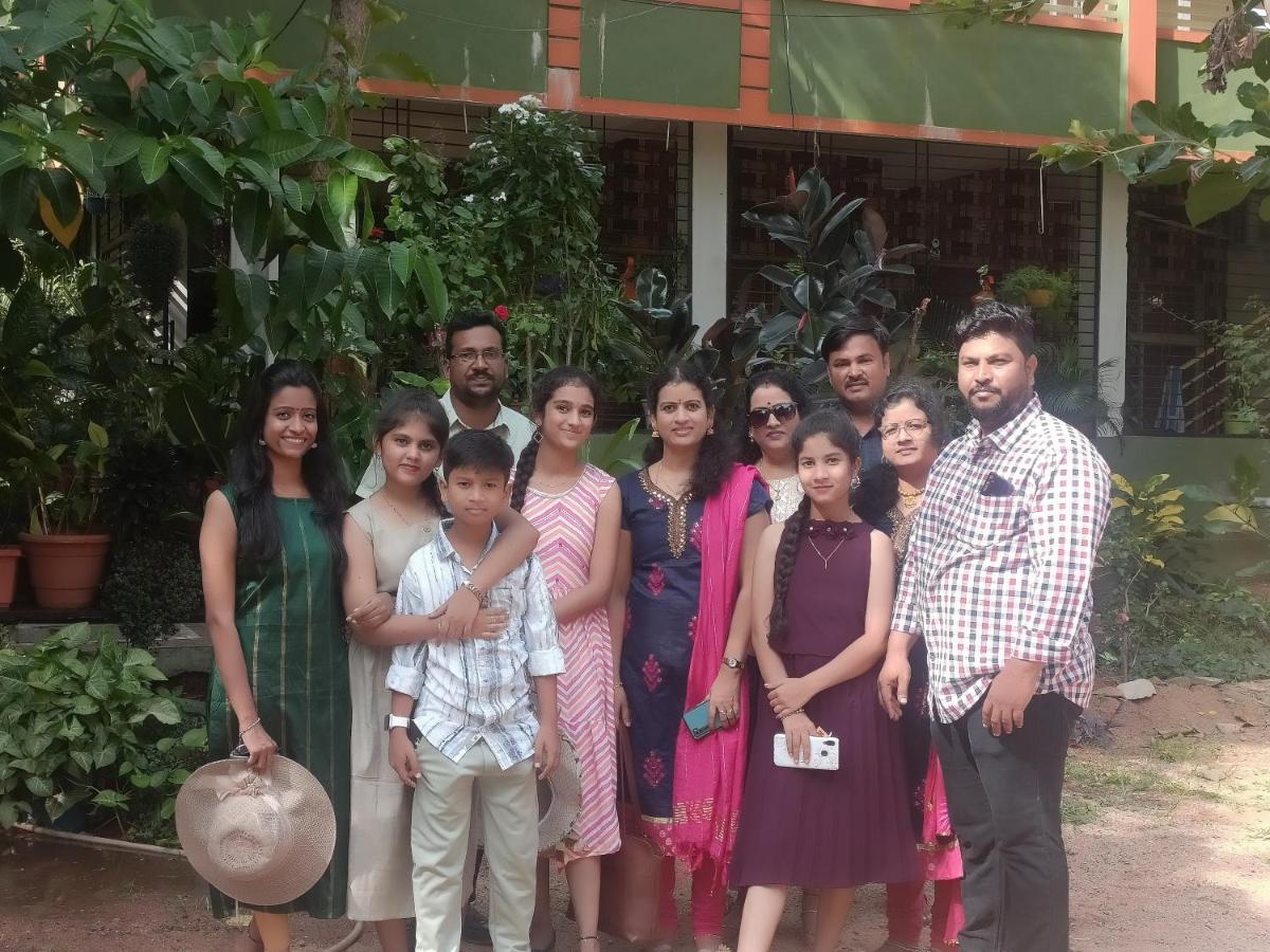 Saptami Hampi Homestay Esterno foto